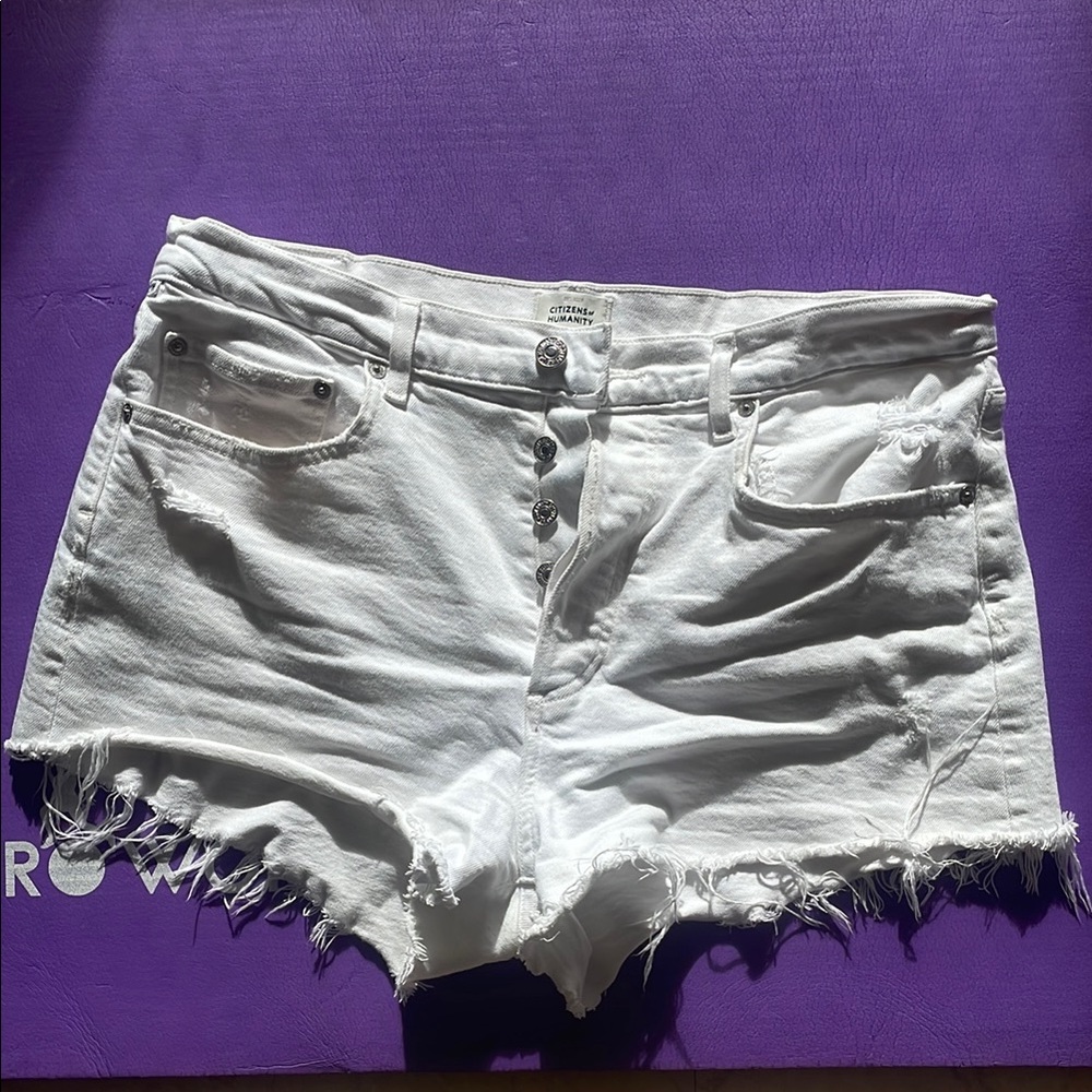 Citizens Of Humanity White Frayed Jean Shorts size 30